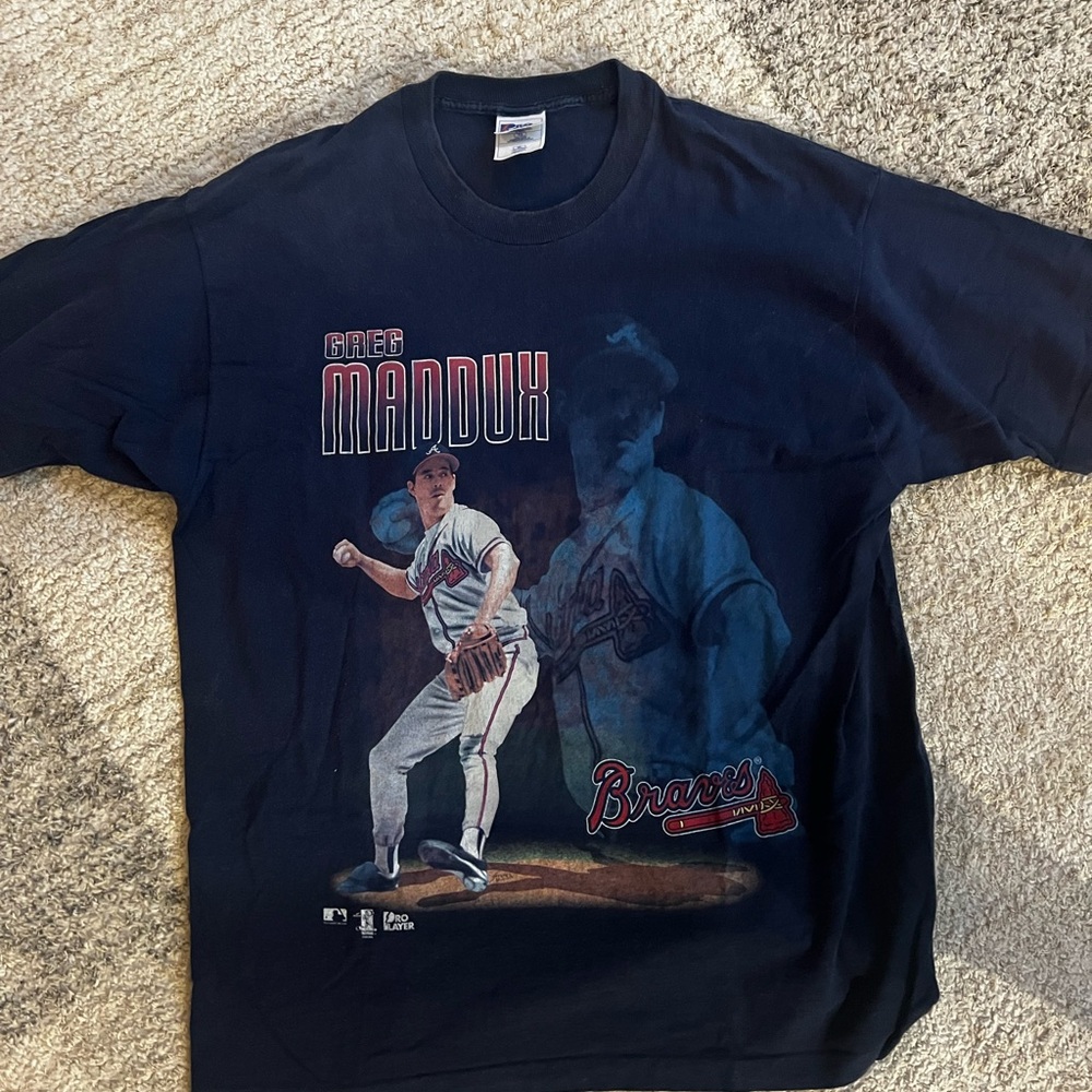 Vintage Greg Maddux shirt
